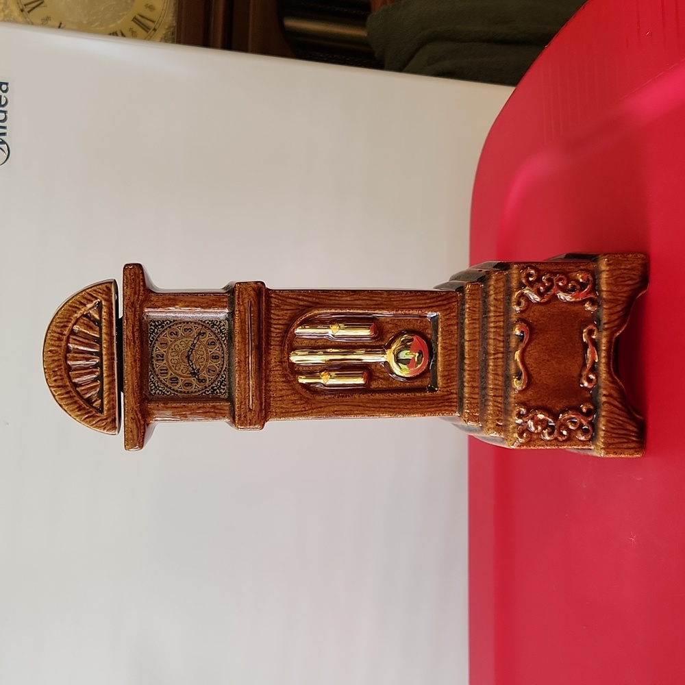 Vintage 1970 Ezra Brooks Clock Decanter